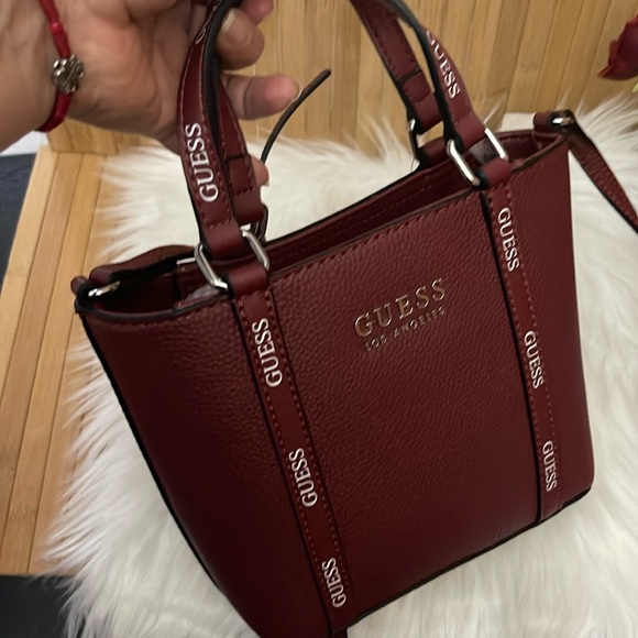 GUESS mini shoulder tote bag - Picture 7 of 9